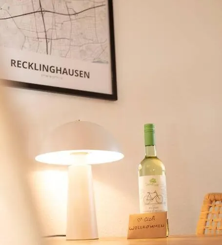 Design:suite Am Festspielhaus Appartamento *